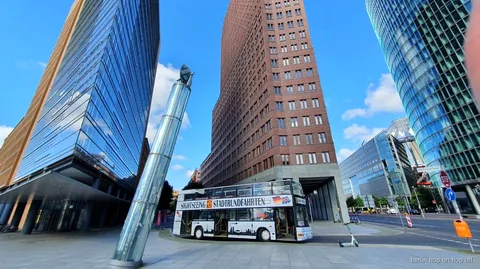 Bus turístico de Berlín con guía en vivo pasando por Potsdamer Platz
